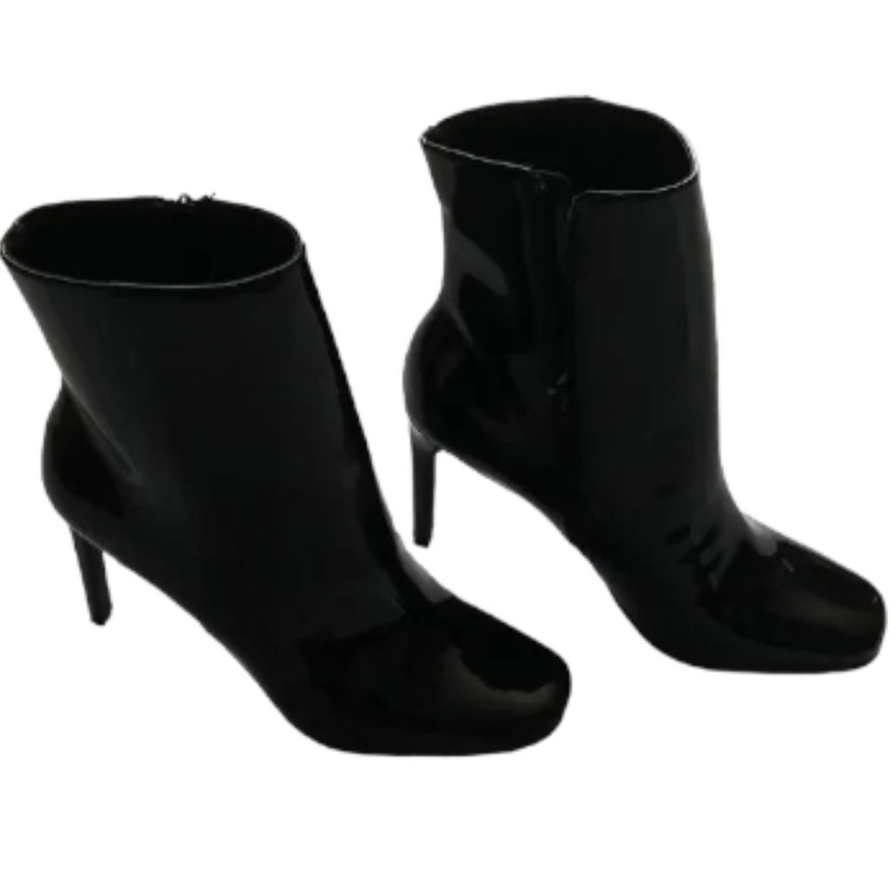 ANNE MICHELLE  Boots above the ankle High and thin heel, Size 8.5 Co…